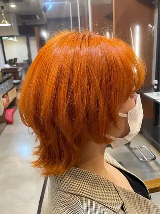 カラー 手塚 由佳のヘアスタイル