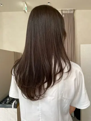 ロング inity　杉本 美羽のヘアスタイル