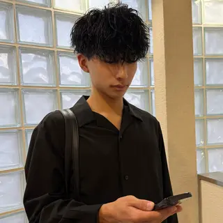 ショート パーマ メンズ 希佳/メンズ ハイトーンカラーのヘアスタイル