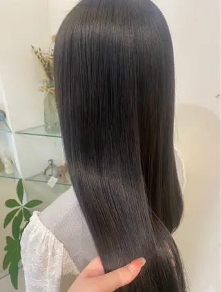 カラー 前畑 陽菜乃のヘアスタイル