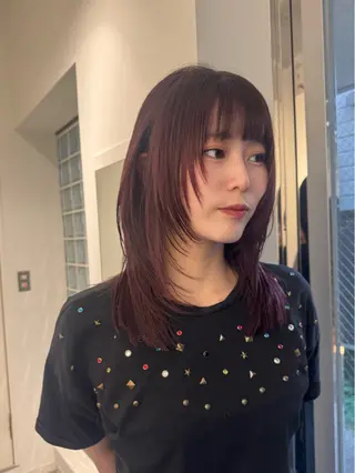 ミディアム カラー ワンカールで盛れる レイヤー🎀Macoのヘアスタイル