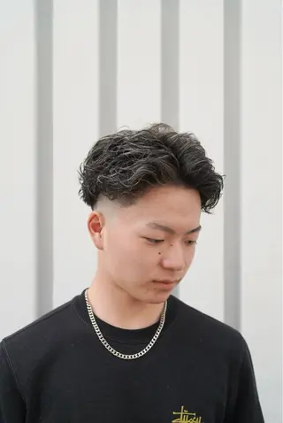 パーマ メンズ 関 晃哉のヘアスタイル