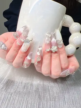 ネイル Lee Nailsのネイルデザイン