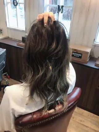 セミロング カラー 伊藤 みきのヘアスタイル