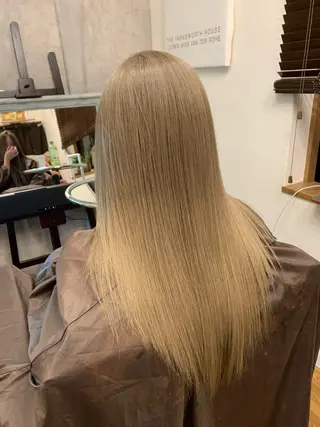 ロング カラー じょん 。のヘアスタイル