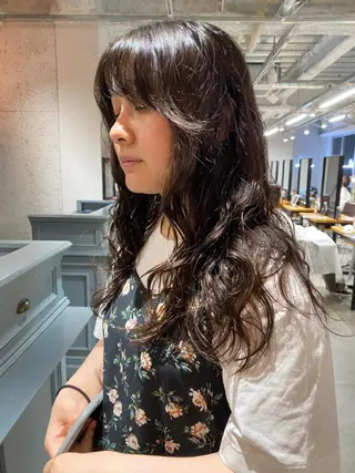 ロング カラー パーマ KOOKI スティードトーキョーのヘアスタイル