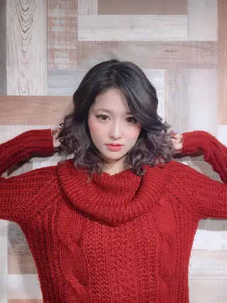 セミロング カラー パルーザ代表👑 YUYAのヘアスタイル