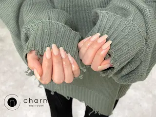 ネイル ネイルルーム チャームのネイルデザイン
