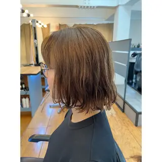ミディアム カラー Lagom なかだのヘアスタイル