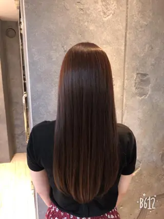 ロング カラー 大久保 遥日のヘアスタイル
