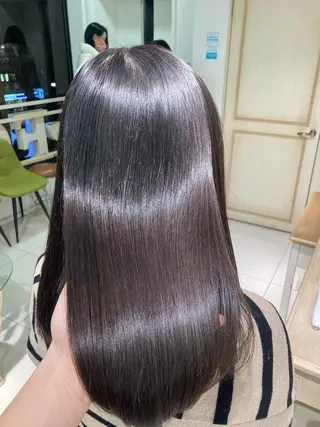 セミロング 🇰🇷韓国風艶髪✨ 髪質改善 倉岡しおんのヘアスタイル