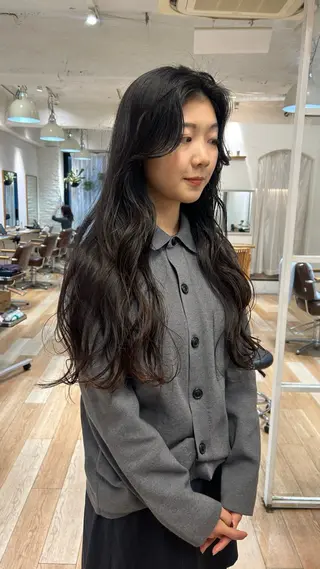 ロング カラー じゅわっと暖色カラー 🍊Moemiのヘアスタイル