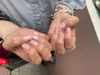 ネイル はばすみれ🎀ﾈｲﾙ 光ﾌｪｲｼｬﾙ ﾍｱのネイルデザイン