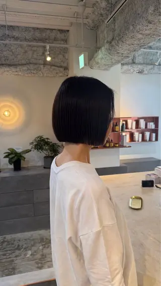 ショート 愛花/久屋大通/ 切りっぱなしボブのヘアスタイル