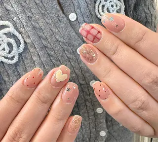 ネイル Flower nailのネイルデザイン