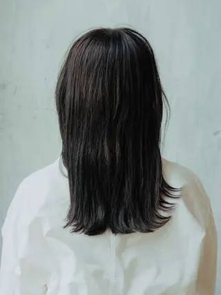 セミロング 酸性ストレート/ブリ ーチなしWカラー河本のヘアスタイル