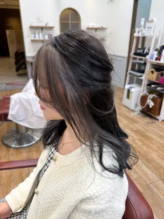 カラー 水澤 七斗のヘアスタイル