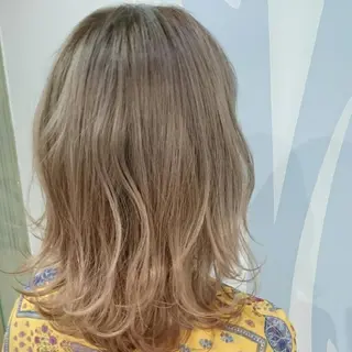 セミロング カラー GENDER hair &eyeのヘアスタイル