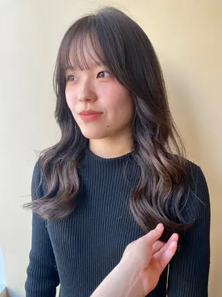ミディアム 當山 瑠奈のヘアスタイル