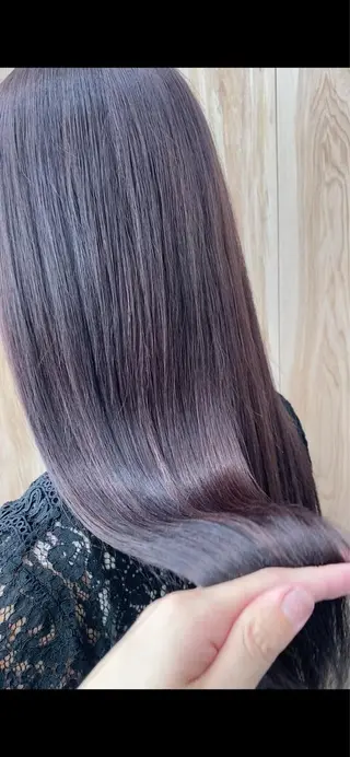 セミロング カラー 【透明感、艶髪】西村 有司のヘアスタイル