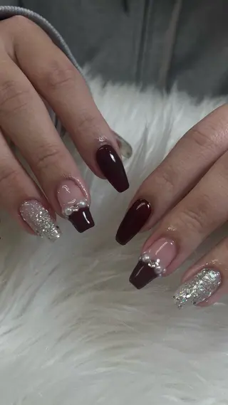 ネイル koyu 🩶のネイルデザイン