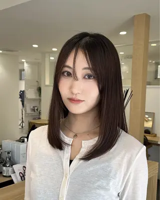 セミロング MIZUKI🫧ྀི 韓国ヘアAFLOATのヘアスタイル