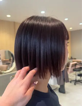 ショート カラー 𝘀𝗮𝗲 ⑅*/ 艶髪/ショートボブのヘアスタイル
