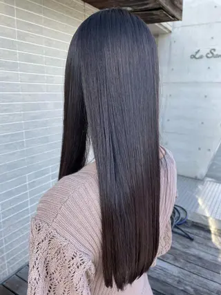 ロング 山木 裕子のヘアスタイル