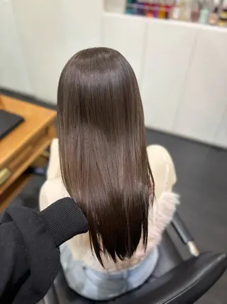 ロング 細田 碧のヘアスタイル