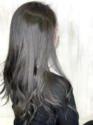 ロング 石沢 知康のヘアスタイル