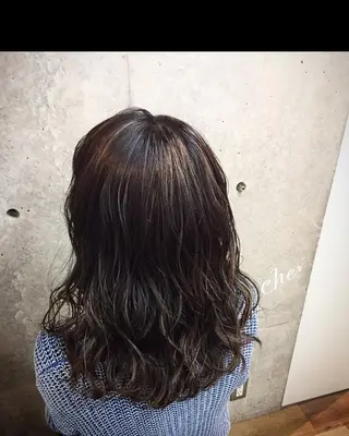 セミロング カラー 及川 光のヘアスタイル