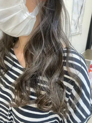カラー 駅チカ【ali'i】 アリイ花崎友美☘のヘアスタイル