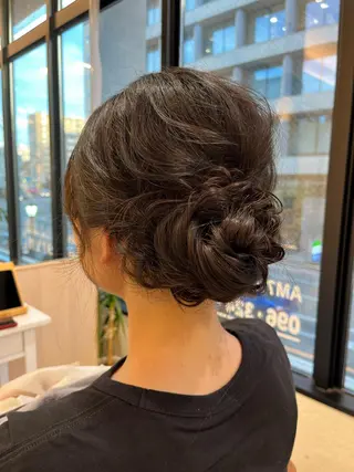 セミロング YURI🐏脱縮毛× くせ毛活かすスタイルのヘアスタイル