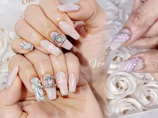 ネイル ✨Nailsalon Vi+✨のネイルデザイン