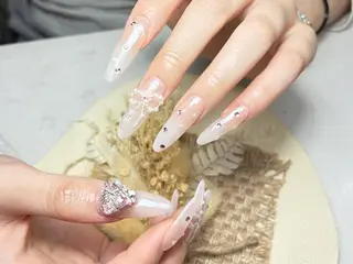 ネイル AngelChris ビューティーサロンのネイルデザイン