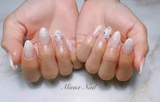 ネイル 市川 麻衣子のネイルデザイン