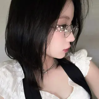 カラー ⛓ワンホンレイヤー 🥀🖤/あいりのヘアスタイル