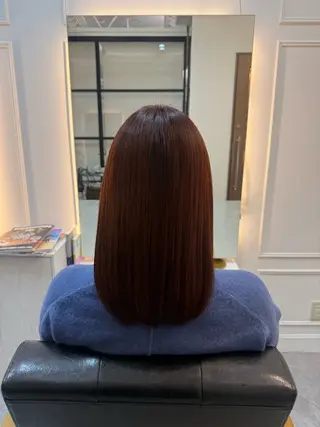 セミロング カラー Queens Yukikoのヘアスタイル