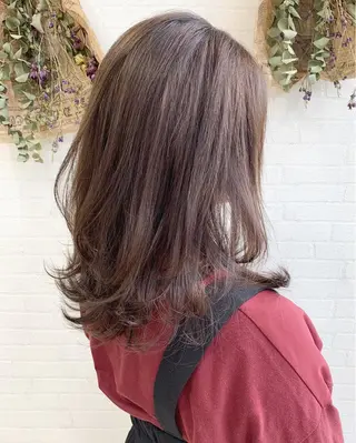 ミディアム カラー 立川 奈那子のヘアスタイル