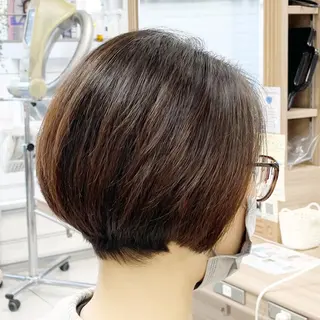 ショート 藤原 亜美🤍のヘアスタイル