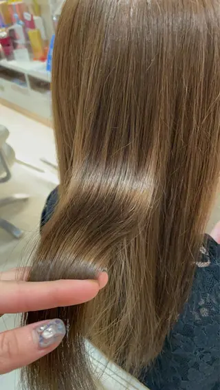 カラー ショート/ボブ レイヤー/チヨノのヘアスタイル