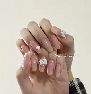 ネイル Blanche Ayaのネイルデザイン