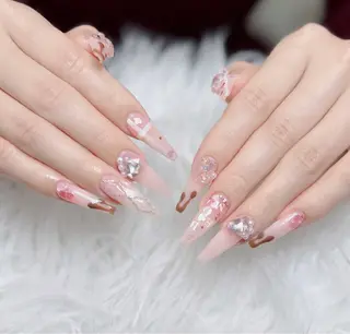 ネイル Lenie Nailsのネイルデザイン