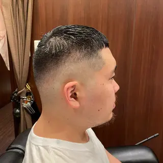 ショート 瀬波 秀行のヘアスタイル