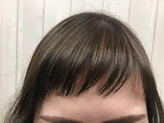 ミディアム 角田 安のヘアスタイル