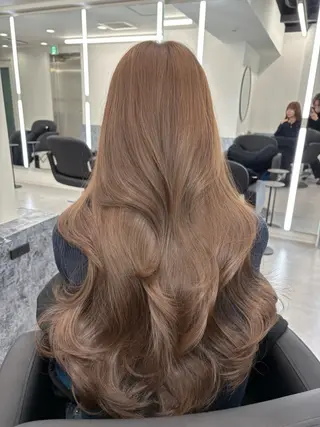 ロング カラー 堀江/透明感 ベージュ/白川幸太のヘアスタイル