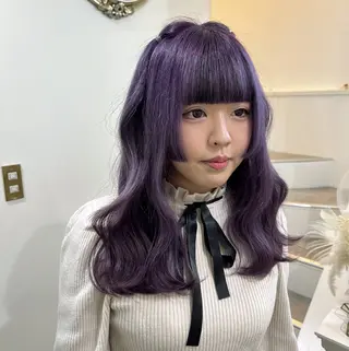 セミロング ORIKA 美容室のヘアスタイル