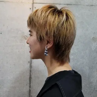 ショート 谷 結奈のヘアスタイル