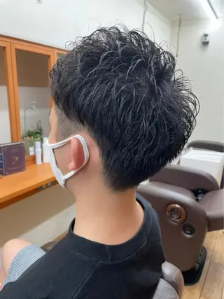 パーマ メンズ 山﨑 優貴のヘアスタイル