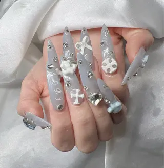 ネイル Lee Nailsのネイルデザイン